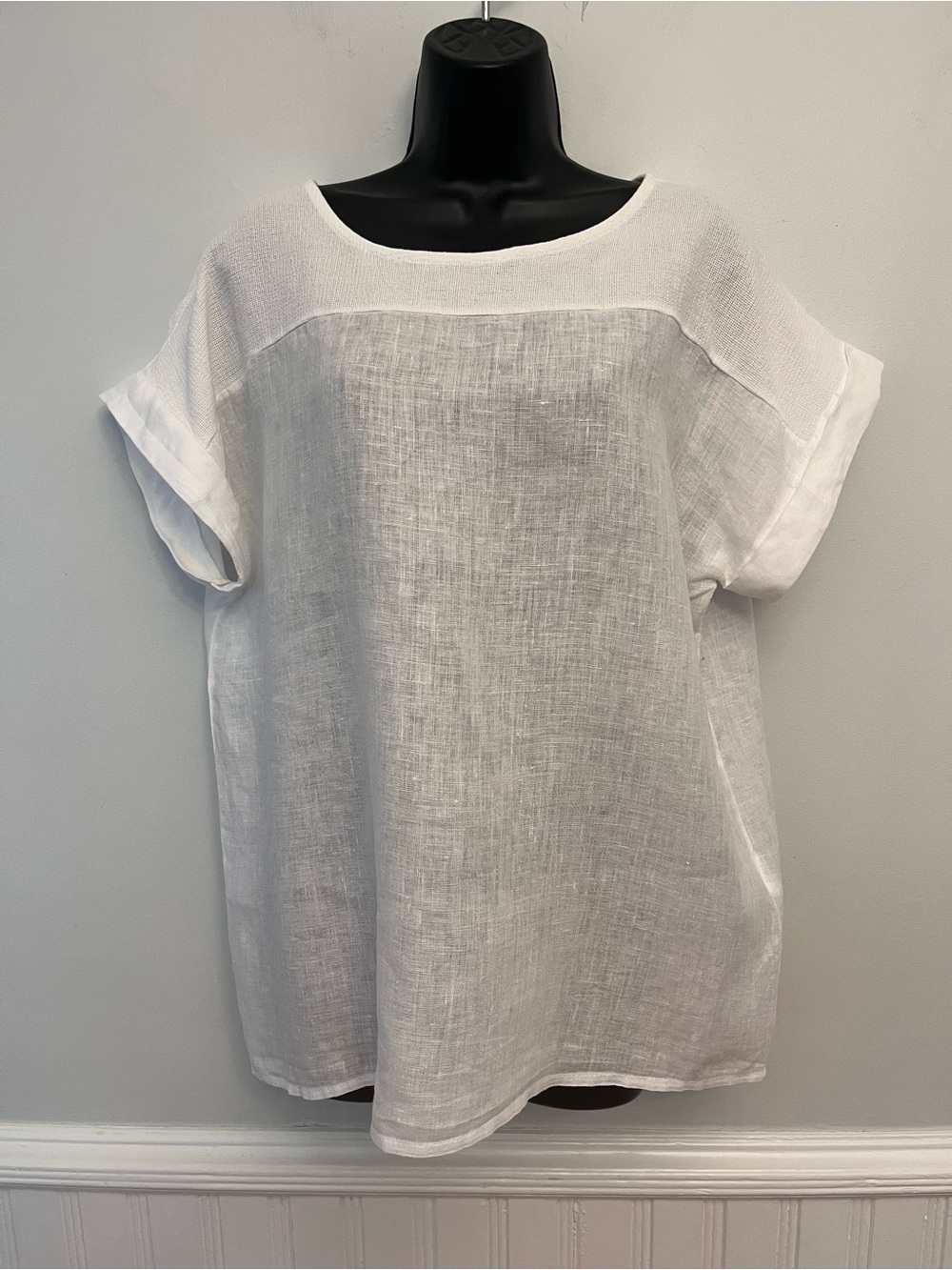 Bellambra White Linen Relaxed Fit Shirt, Size Large